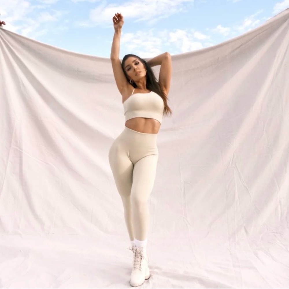 Move By Melissa Cream Two Piece Set Crop Top & Leggings